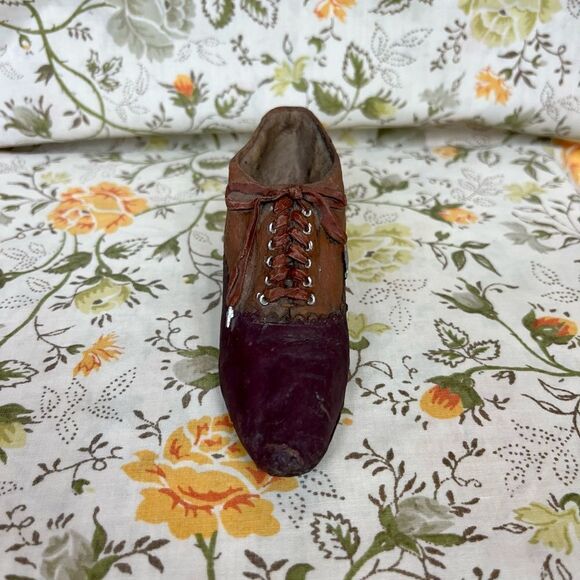 Vintage 1990s Clay Resin Brown Womens Victorian Shoe Sculpture Figurine Weight - Picture 2 of 6